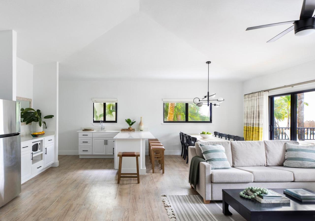 Three-Bedroom Suite,1206037405:JPEG
