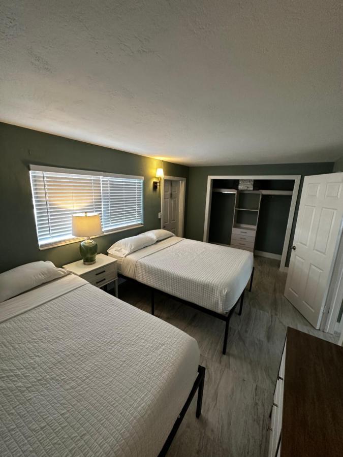 Studio Apartment with Sea View